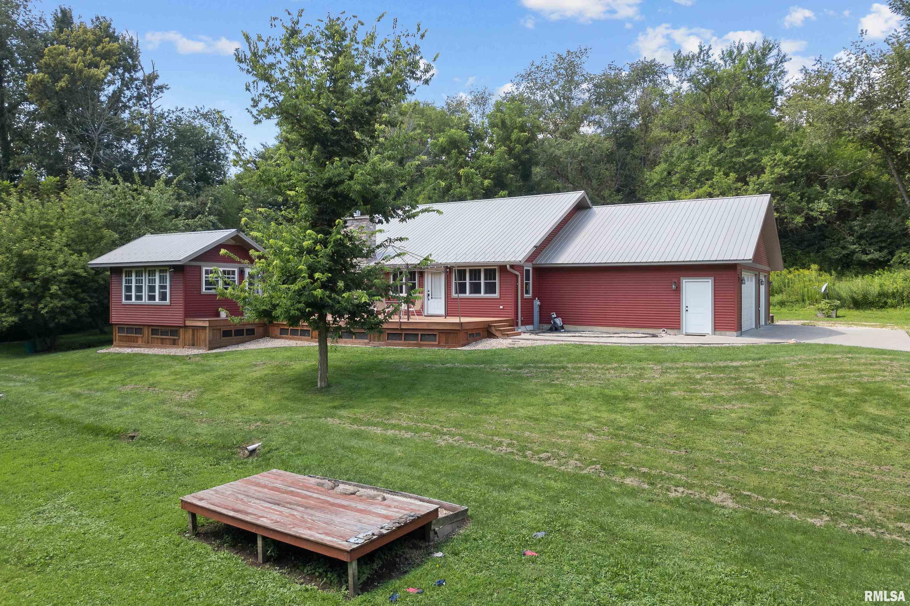 9833 Albany Road Erie, IL 61250 - Photo 3 of 60 Gallery Image 3