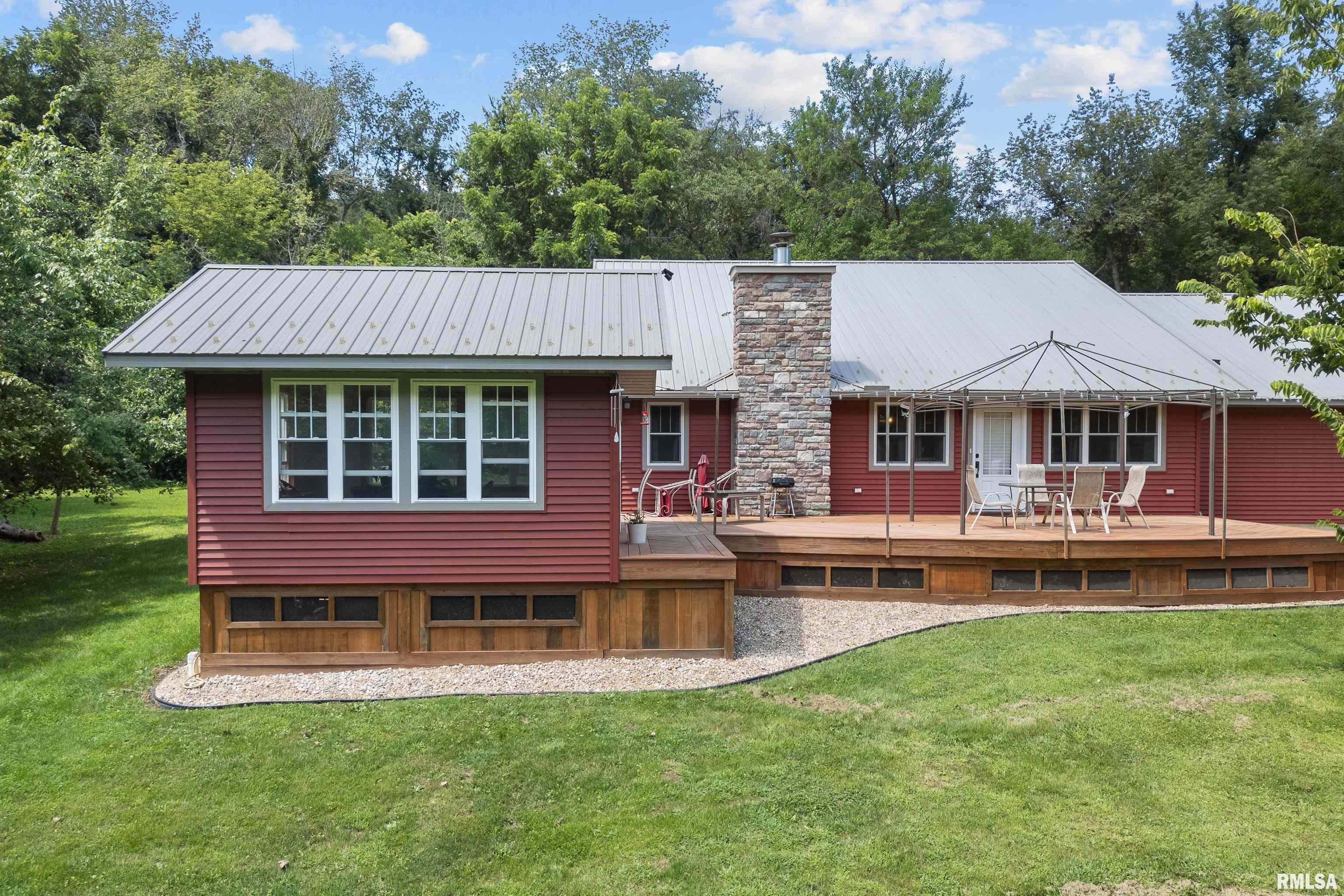 9833 Albany Road Erie, IL 61250 - Photo 4 of 60 Gallery Image 4