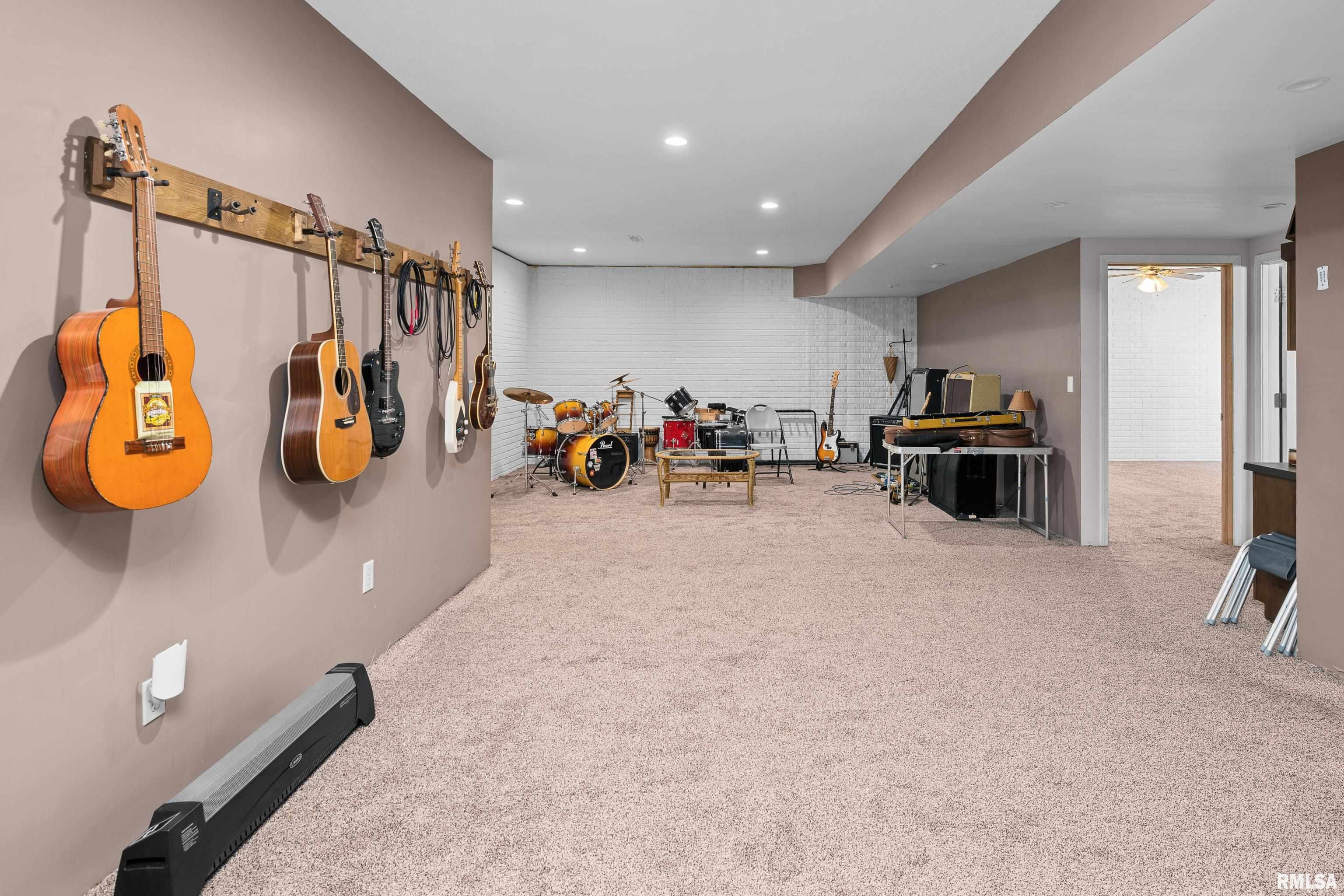 9833 Albany Road Erie, IL 61250 - Photo 44 of 60 Gallery Image 44