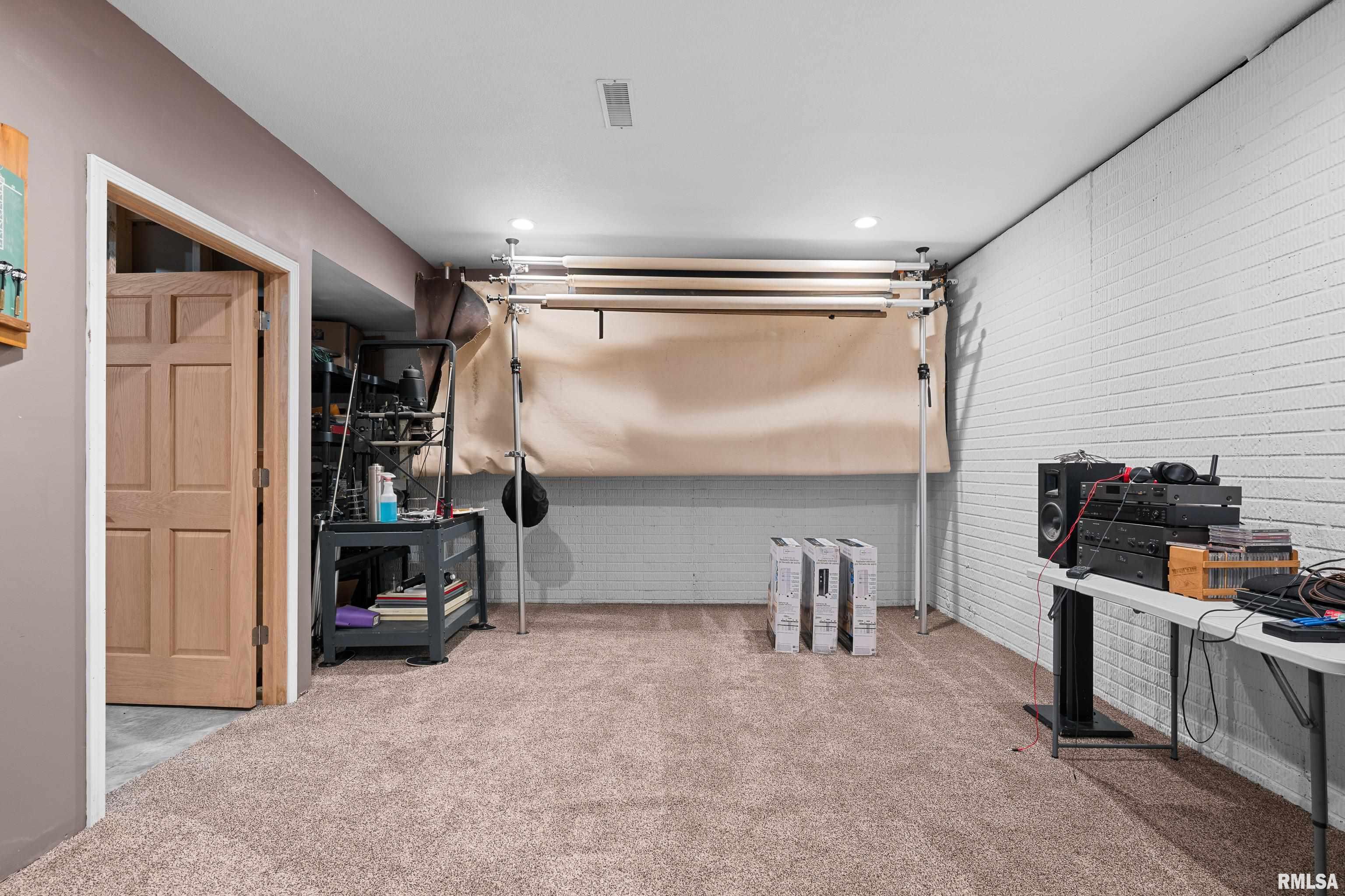 9833 Albany Road Erie, IL 61250 - Photo 47 of 60 Gallery Image 47