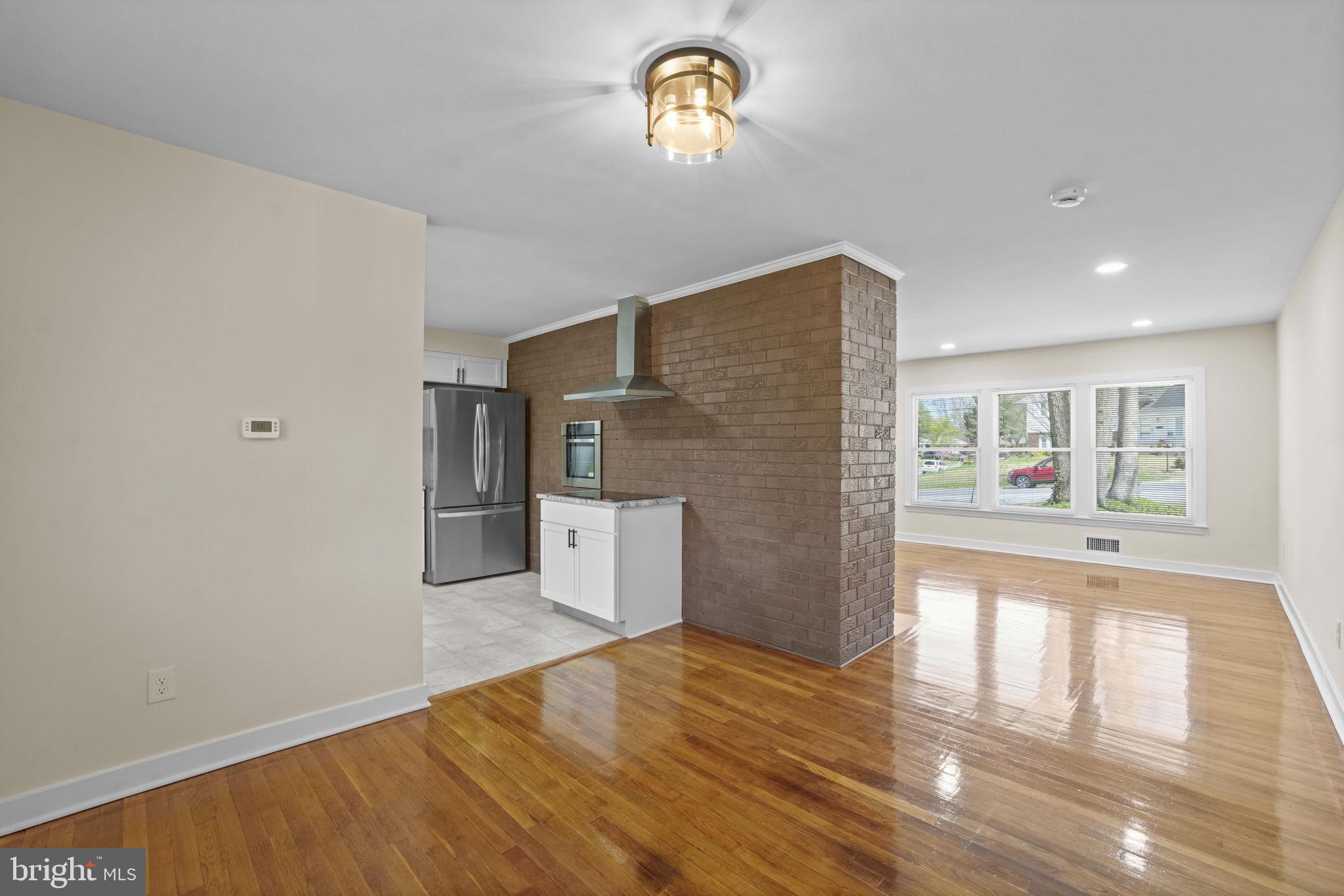 8405 Ravenswood Road New Carrollton, MD 20784 - Photo 15 of 71