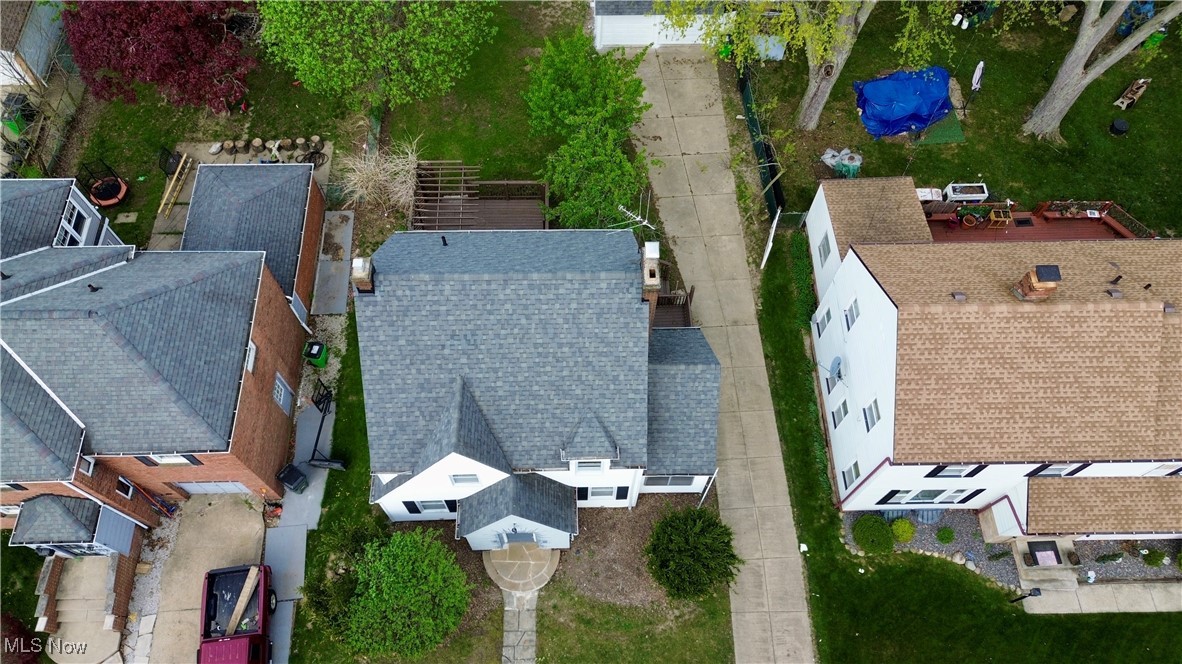 1914 Seneca Road Euclid, OH 44117 - Photo 29 of 30 Birds eye view of property