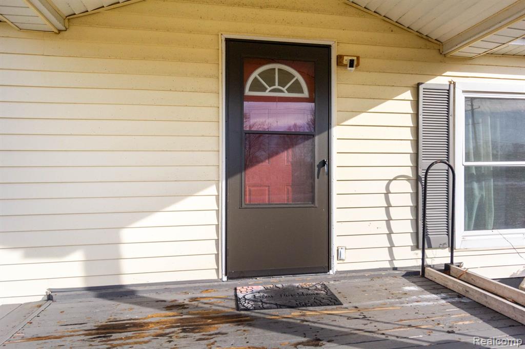 9002 Arnold Road Fair Haven, MI 48023 - Photo 6 of 43