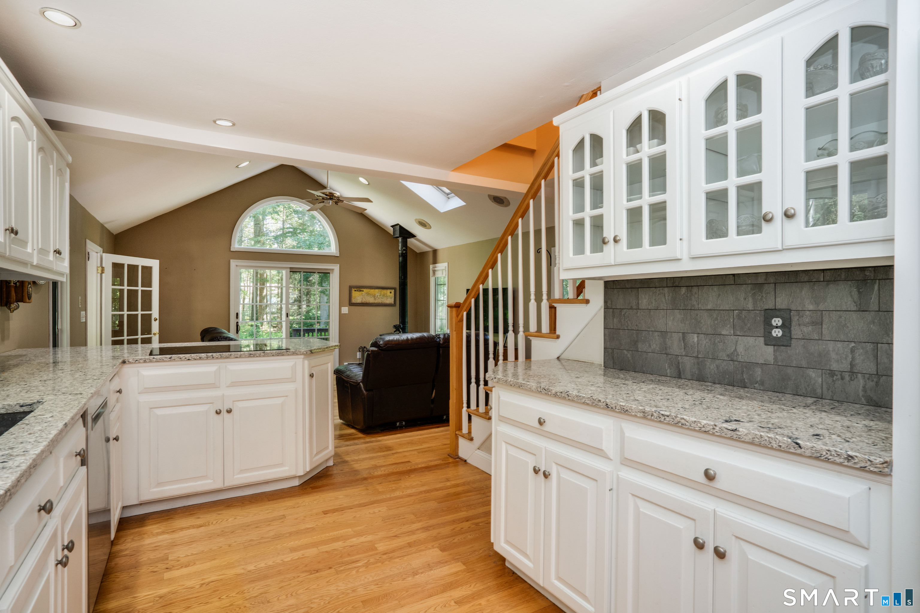 38 Hickory Hill Road Simsbury, CT 06070 - Photo 17 of 40