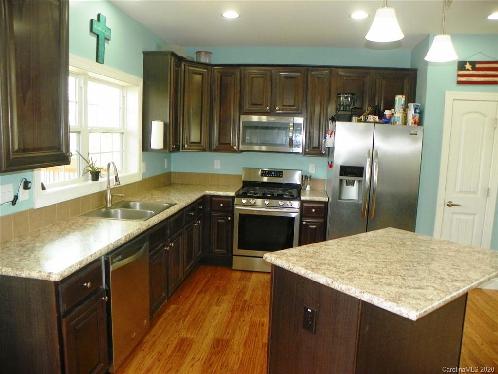 860 Windswept Ridge Road Marshall, NC 28753 - Photo 24 of 34 Gallery Image 24