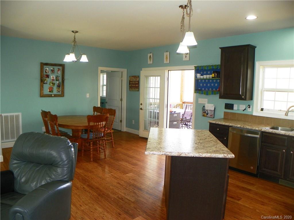 860 Windswept Ridge Road Marshall, NC 28753 - Photo 4 of 34 Gallery Image 4