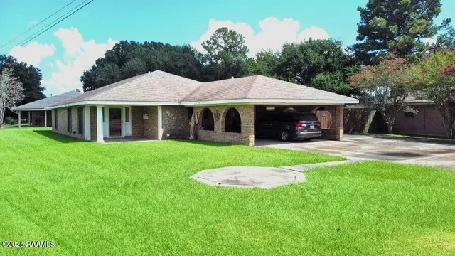 $225,000 | 1220 North Eastern Avenue, Crowley, LA 70526