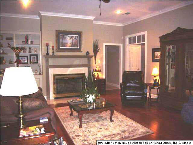 9235 Rose Place Baton Rouge, LA 70809 - Photo 4 of 12 Gallery Image 4