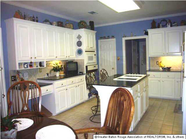 9235 Rose Place Baton Rouge, LA 70809 - Photo 7 of 12 Gallery Image 7
