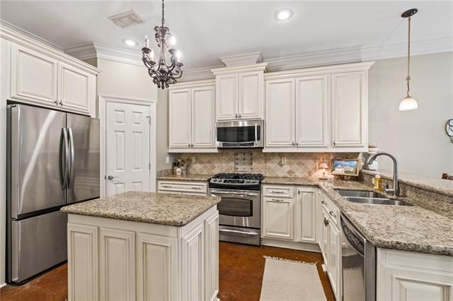 1213 Rue Degas Mandeville, LA 70471 - Photo 14 of 23