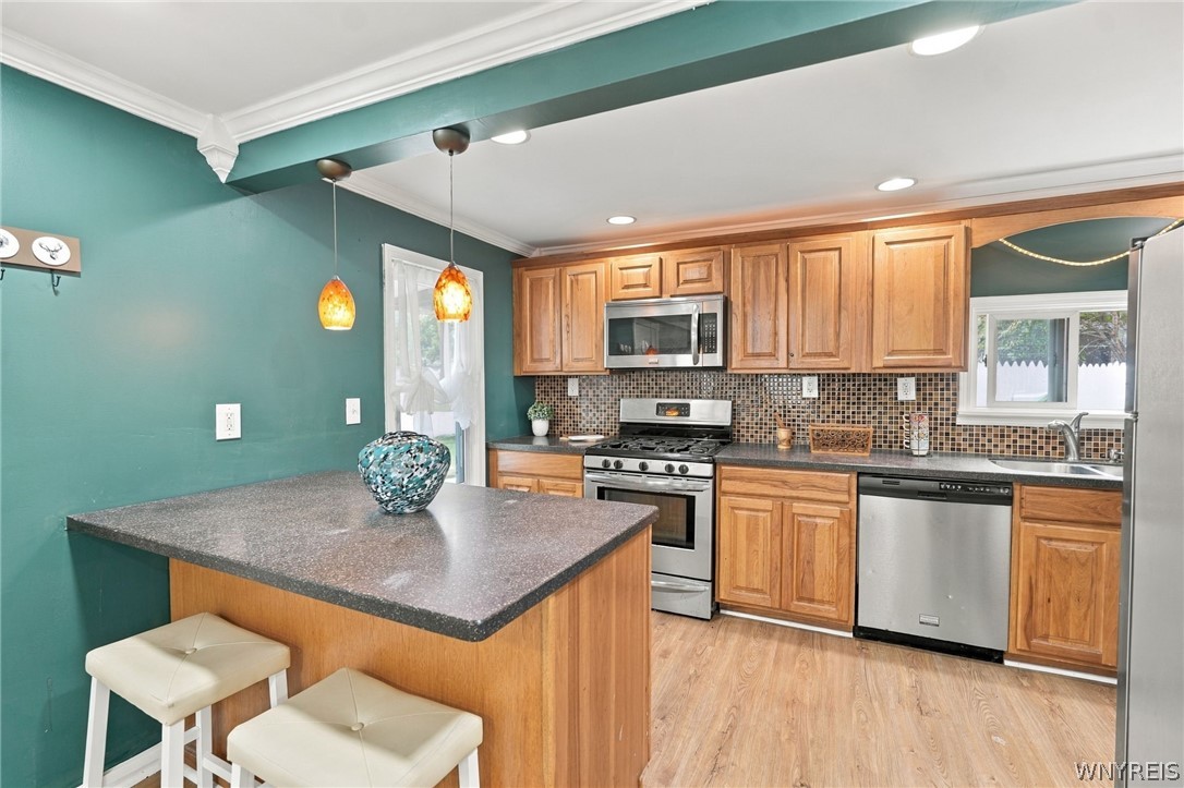 61 Spruce Road Amherst, NY 14226 - Photo 11 of 39 Gallery Image 11