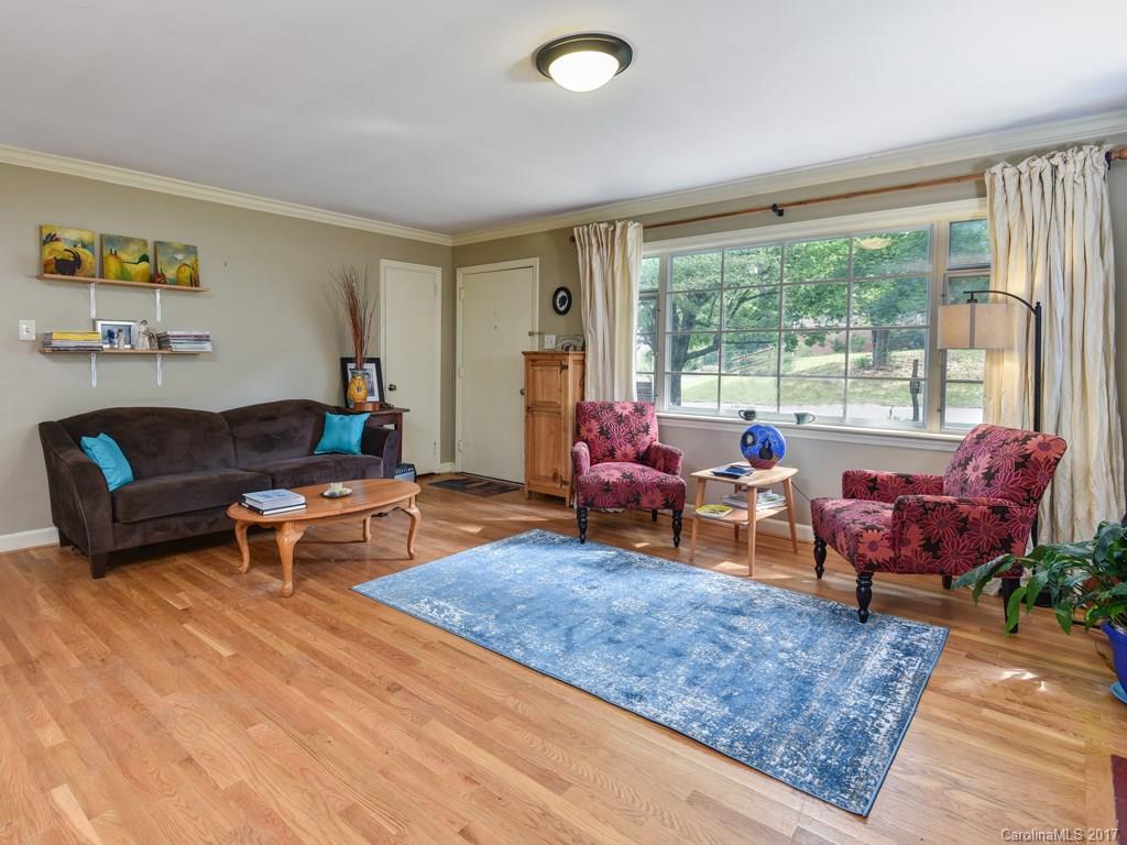 7 Pinehurst Road Asheville, NC 28805 - Photo 2 of 23 Gallery Image 2