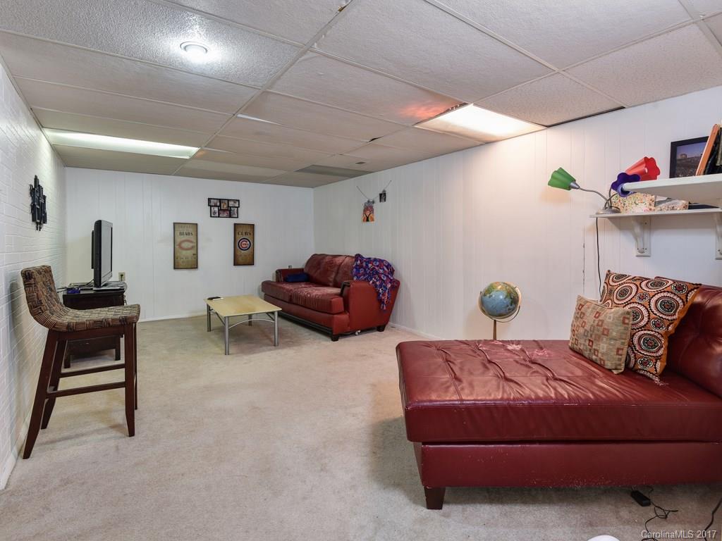 7 Pinehurst Road Asheville, NC 28805 - Photo 16 of 23 Gallery Image 16