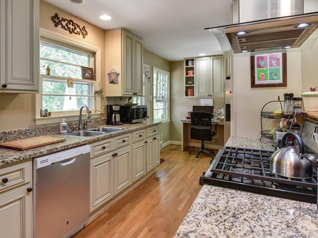 7 Pinehurst Road Asheville, NC 28805 - Photo 5 of 23 Gallery Image 5