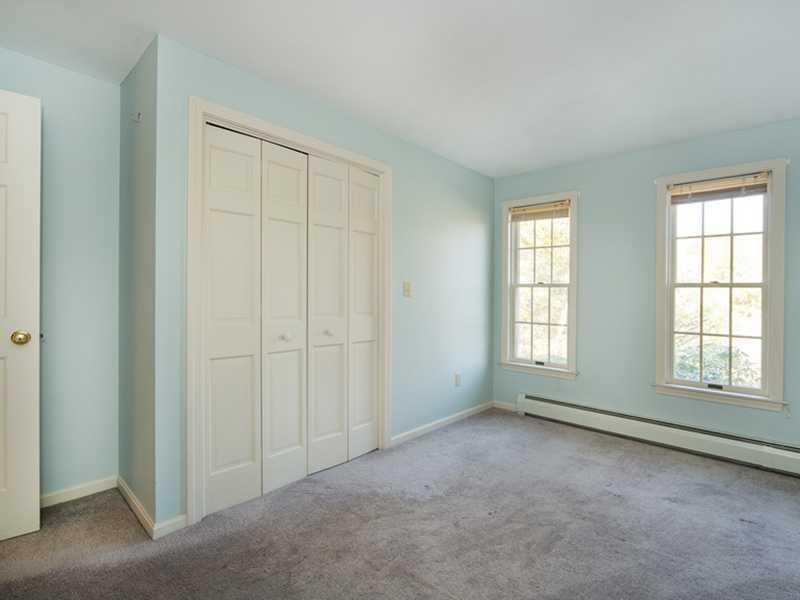 8 Days Mill Road Kennebunk, ME 04043 - Photo 9 of 34 Executive Office/Suite. first floor...