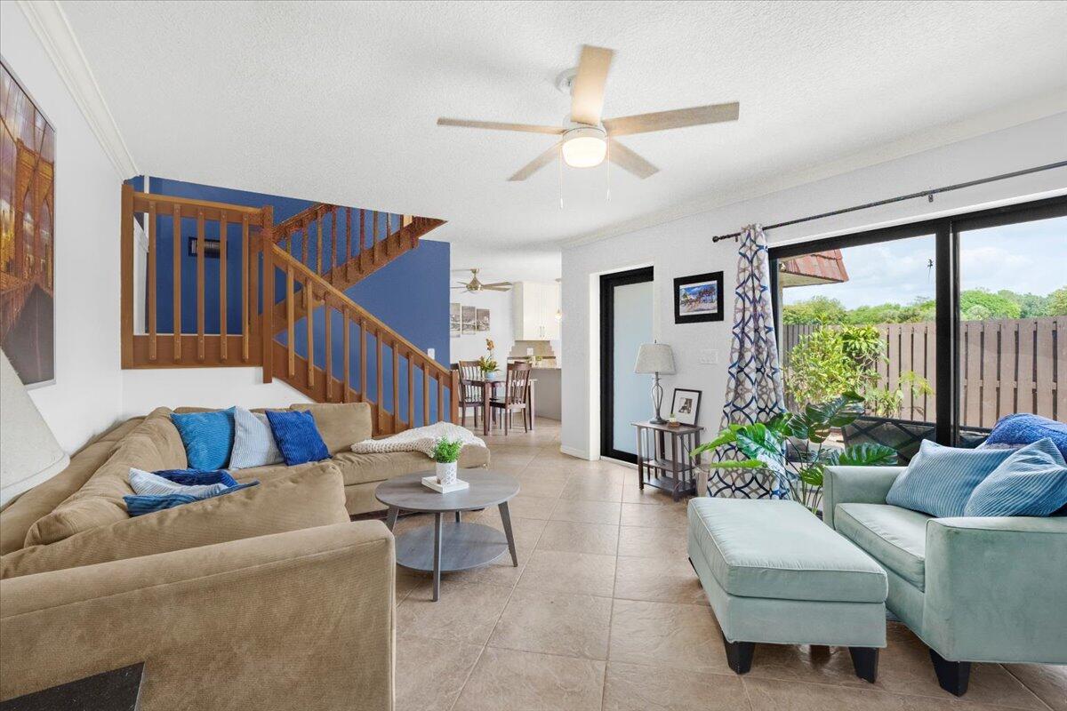 8339 Boca Rio Drive Boca Raton, FL 33433 - Photo 9 of 28 01-DSC00001