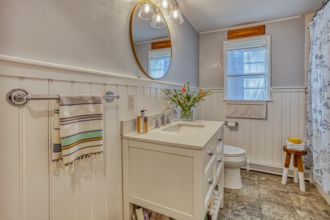 323 Ocean Point Road East Boothbay, ME 04544 - Photo 22 of 36 23