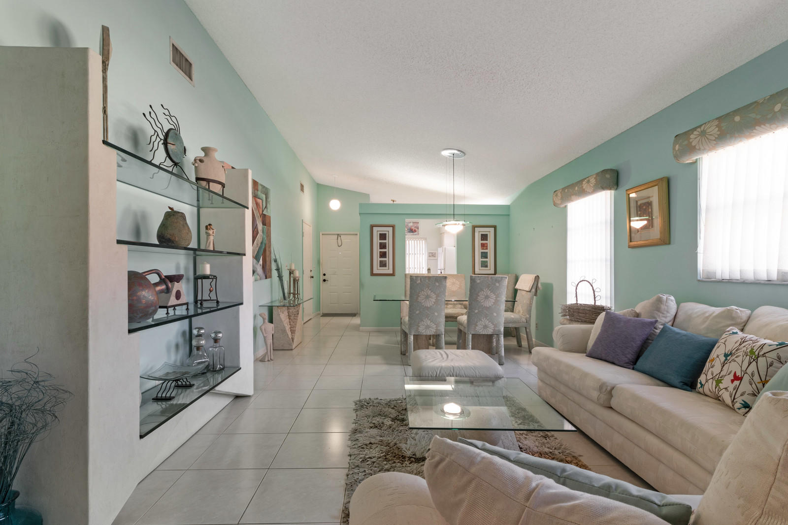 8083 Windgate Drive Boca Raton, FL 33496 - Photo 10 of 34 12_HD_8083_Windgate_Drive12_mls