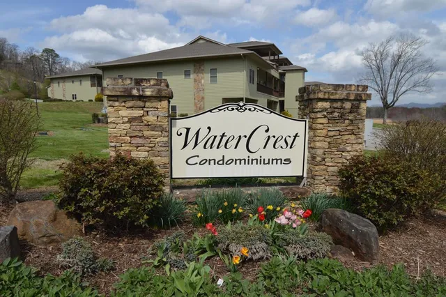 $339,900 | 1647-8h Lakeview Drive, Young Harris, GA 30582