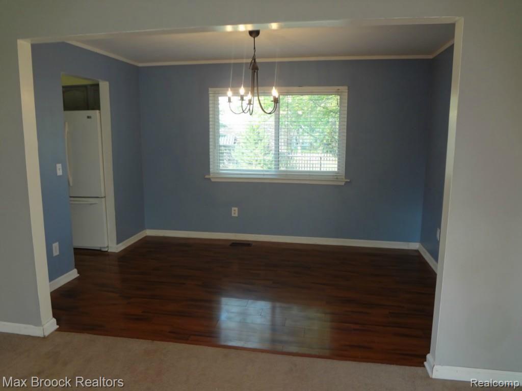 5276 Timber Ridge Trail Clarkston, MI 48346 - Photo 6 of 21 Dining Room