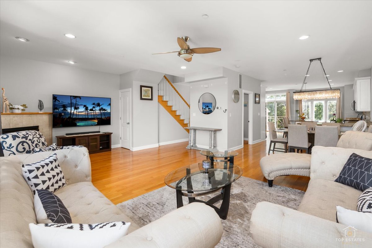 7137 Golf Road Morton Grove, IL 60053 - Photo 5 of 28