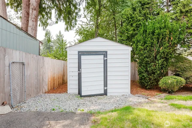 $520,000 | 4000 Country Lane Northwest, Bremerton, WA 98312