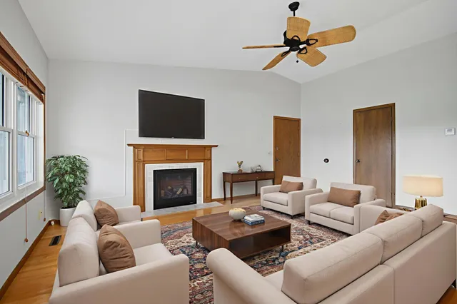 $239,900 | 401 Walnut Avenue, Unit 201, Madison Lake, MN 56063