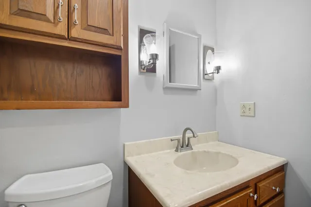 $239,900 | 401 Walnut Avenue, Unit 201, Madison Lake, MN 56063