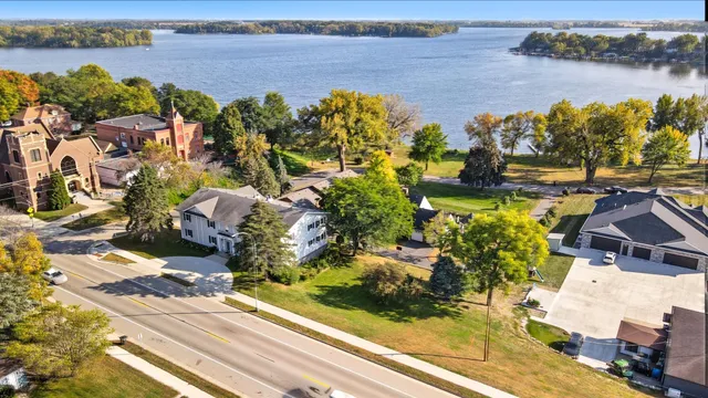 $239,900 | 401 Walnut Avenue, Unit 201, Madison Lake, MN 56063