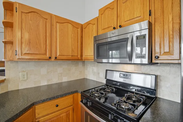 $239,900 | 401 Walnut Avenue, Unit 201, Madison Lake, MN 56063