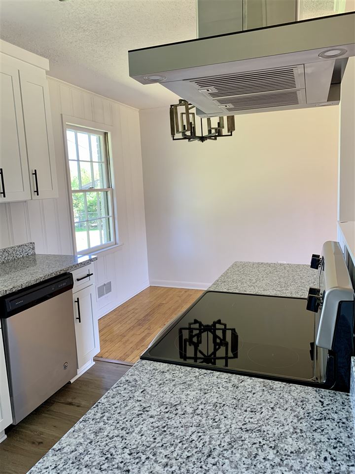 1927 John Dodd Road Wellford, SC 29385 - Photo 6 of 21