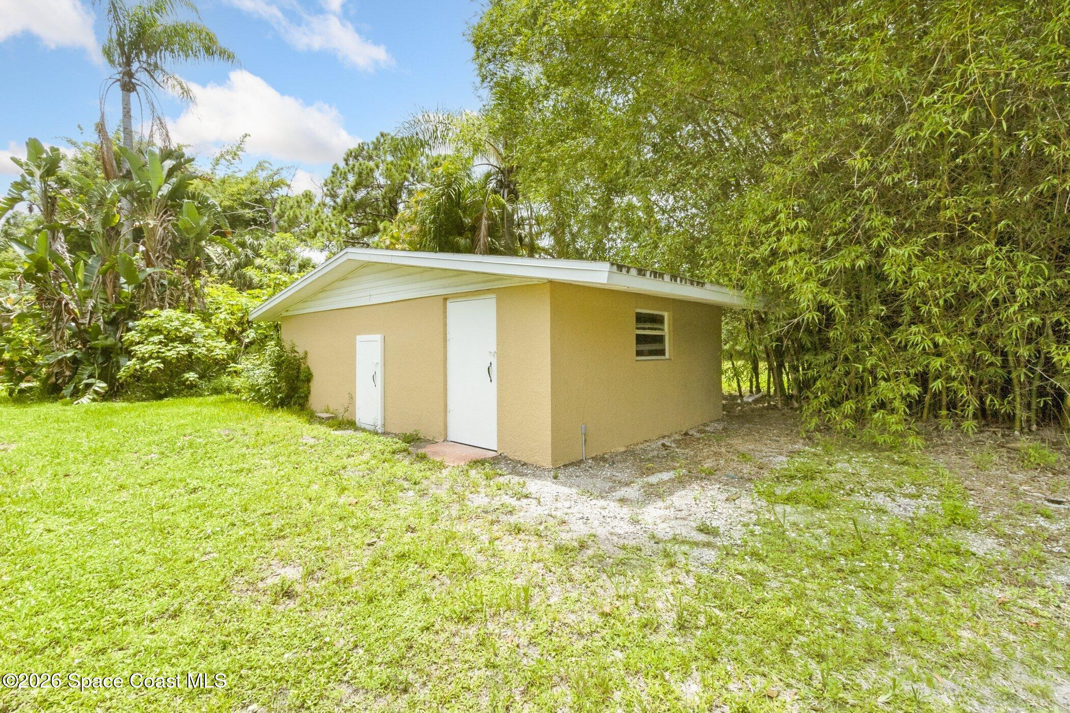 175 Northwest Valencia Road Melbourne, FL 32904 - Photo 22 of 24 Shed