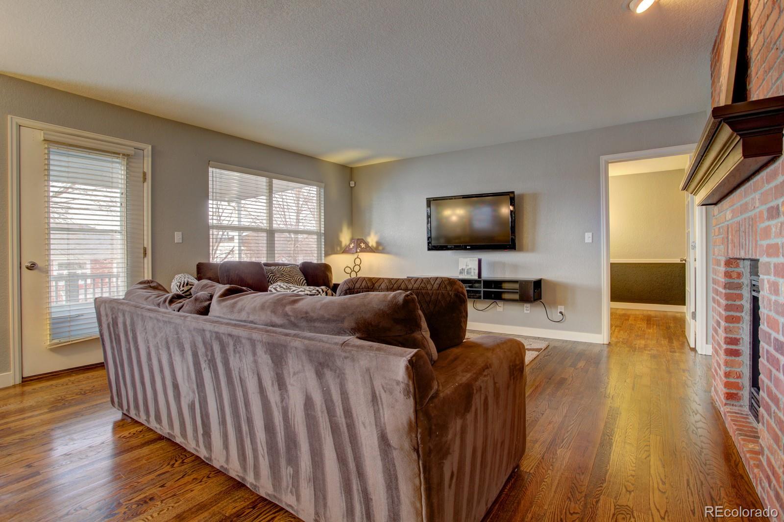 1704 Spring Water Place Highlands Ranch, CO 80129 - Photo 10 of 35