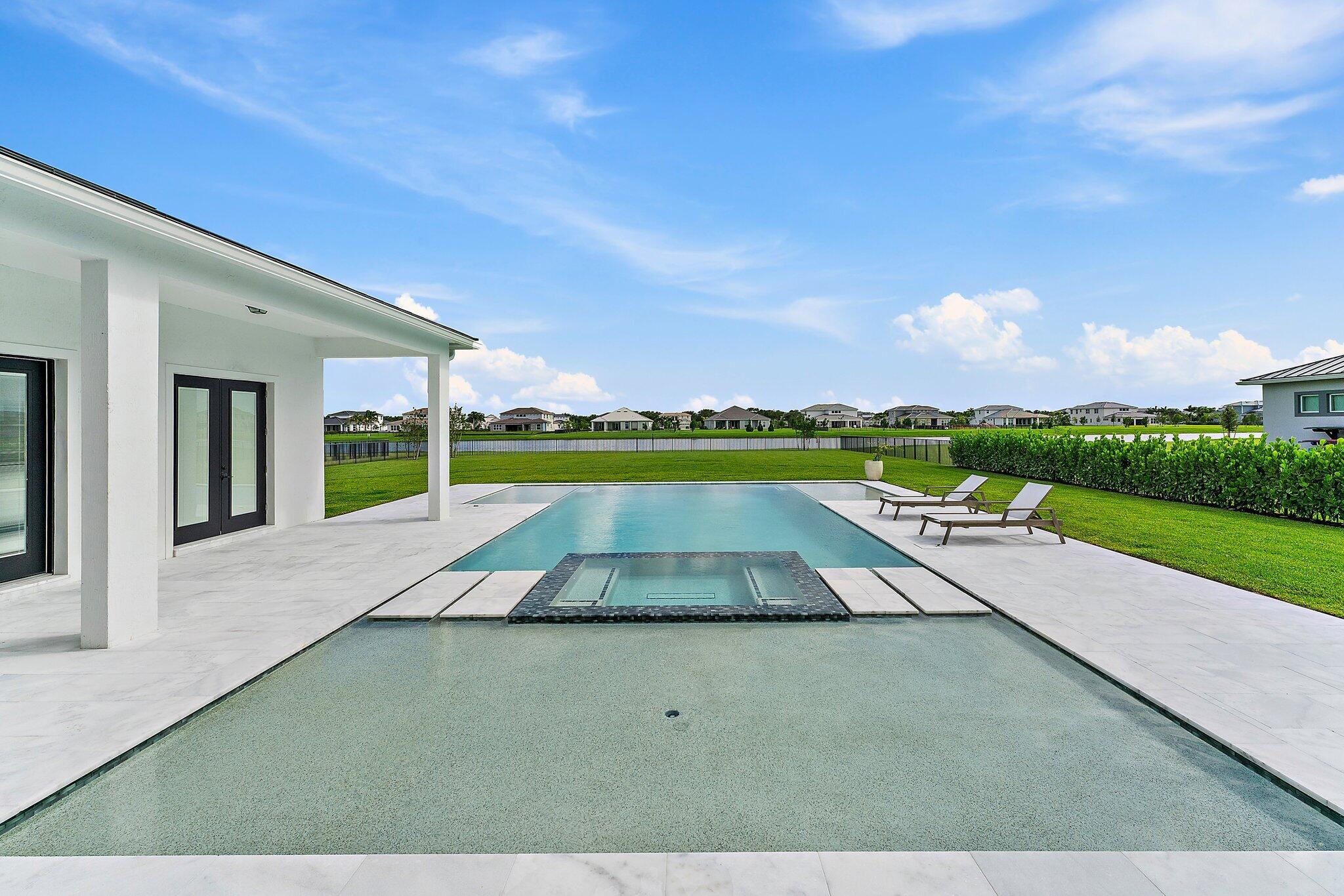 20084 Southeast Bridgewater Drive Jupiter, FL 33458 - Photo 52 of 59 069-20084SEBridgewaterDr-Jupiter-SMALL