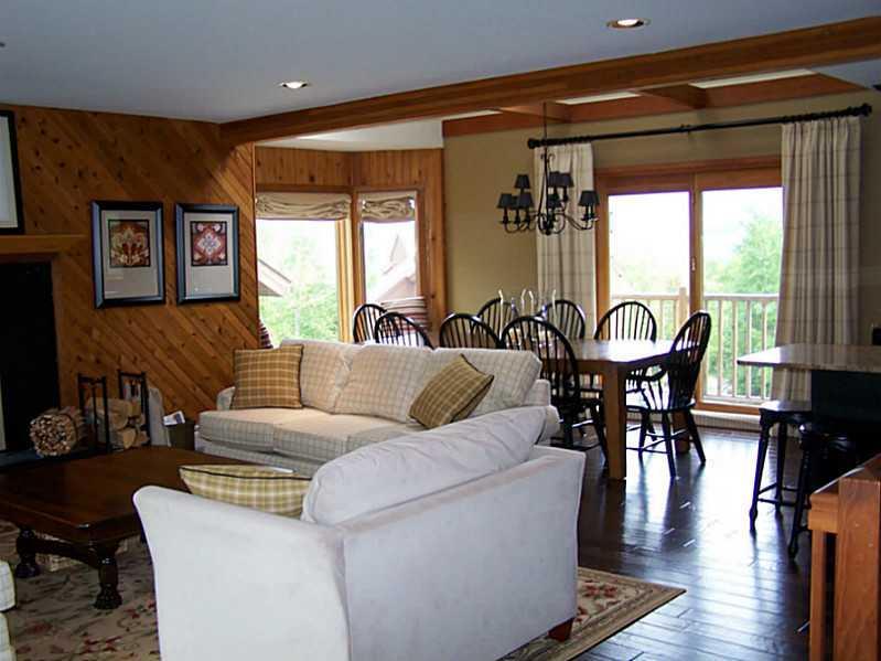 520 Commons Circle, Unit 520 Kingfield, ME 04947 - Photo 6 of 13 Living Room.