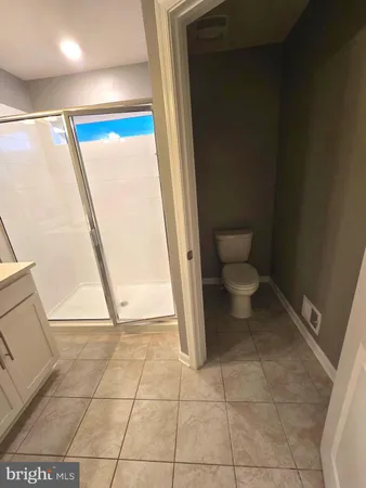 a bathroom with a toilet