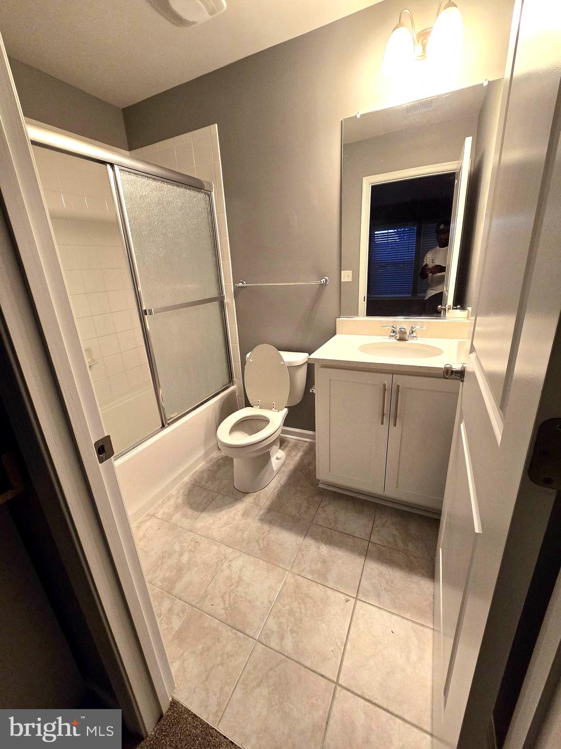 2118 Ruby Turn Bowie, MD 20721 - Photo 7 of 24 a view of washer and dryer in a kitchen