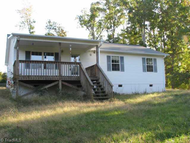 651 Riverwood Road Lexington, NC 27292 - Photo 1 of 7 Exterior Front.