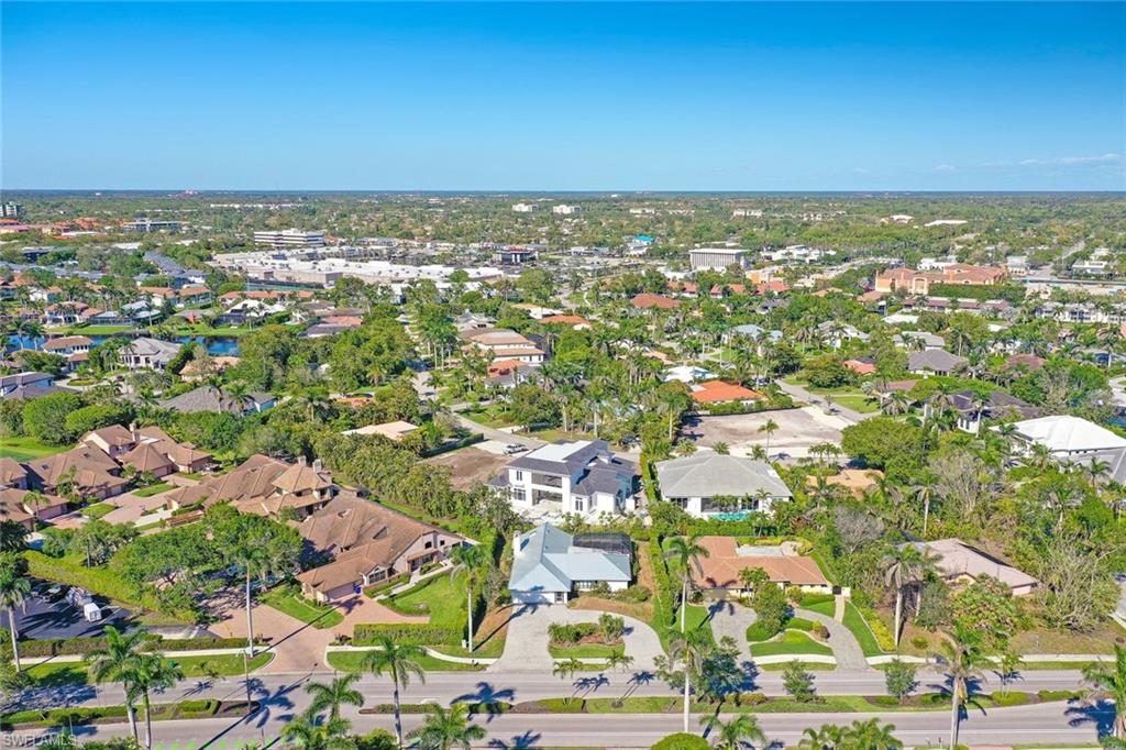 601 Park Shore Drive Naples, FL 34103 - Photo 11 of 18 an aerial view of residential building with green space