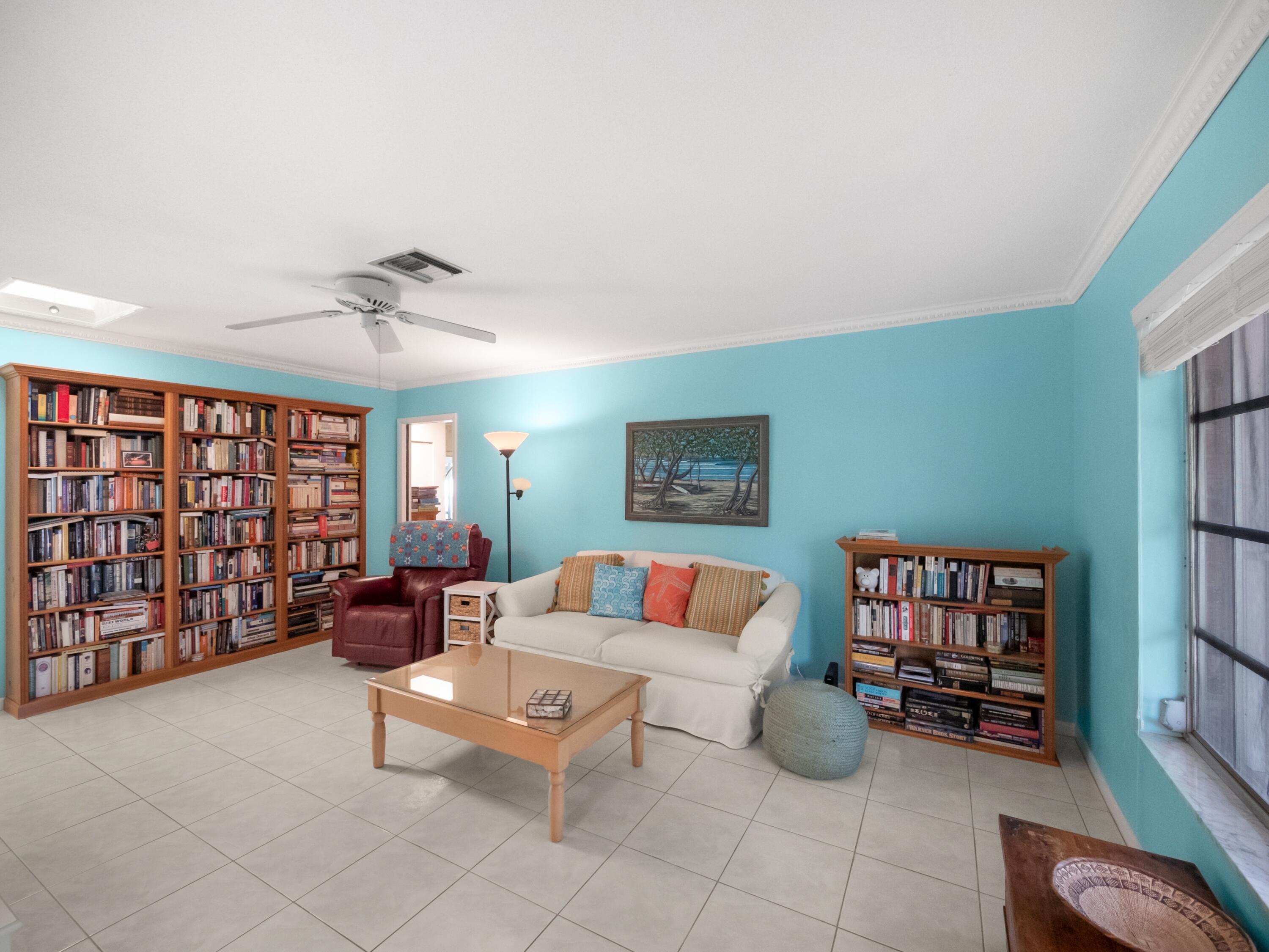 2780 Worcester Road Lake Worth, FL 33462 - Photo 5 of 20 009