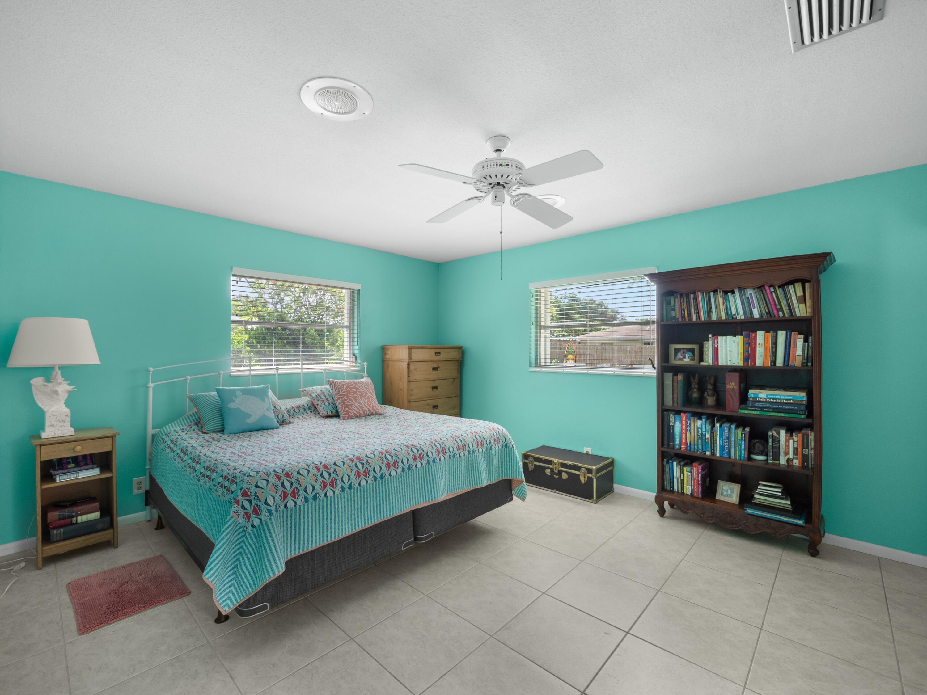 2780 Worcester Road Lake Worth, FL 33462 - Photo 10 of 20 003