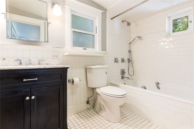 $1,100,000 | 1224 North Oxford Avenue, Pasadena, CA 91104