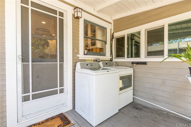 $1,100,000 | 1224 North Oxford Avenue, Pasadena, CA 91104