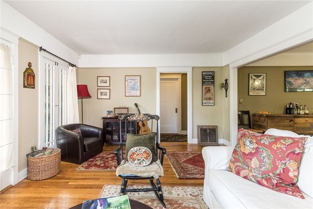 $1,100,000 | 1224 North Oxford Avenue, Pasadena, CA 91104