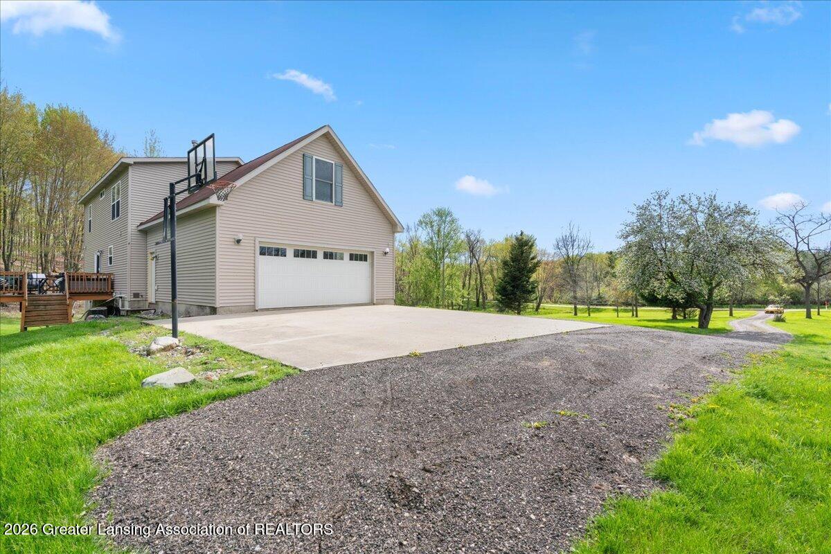 5049 South St Clair Road St. Johns, MI 48879 - Photo 6 of 48 16-Media Jett-53