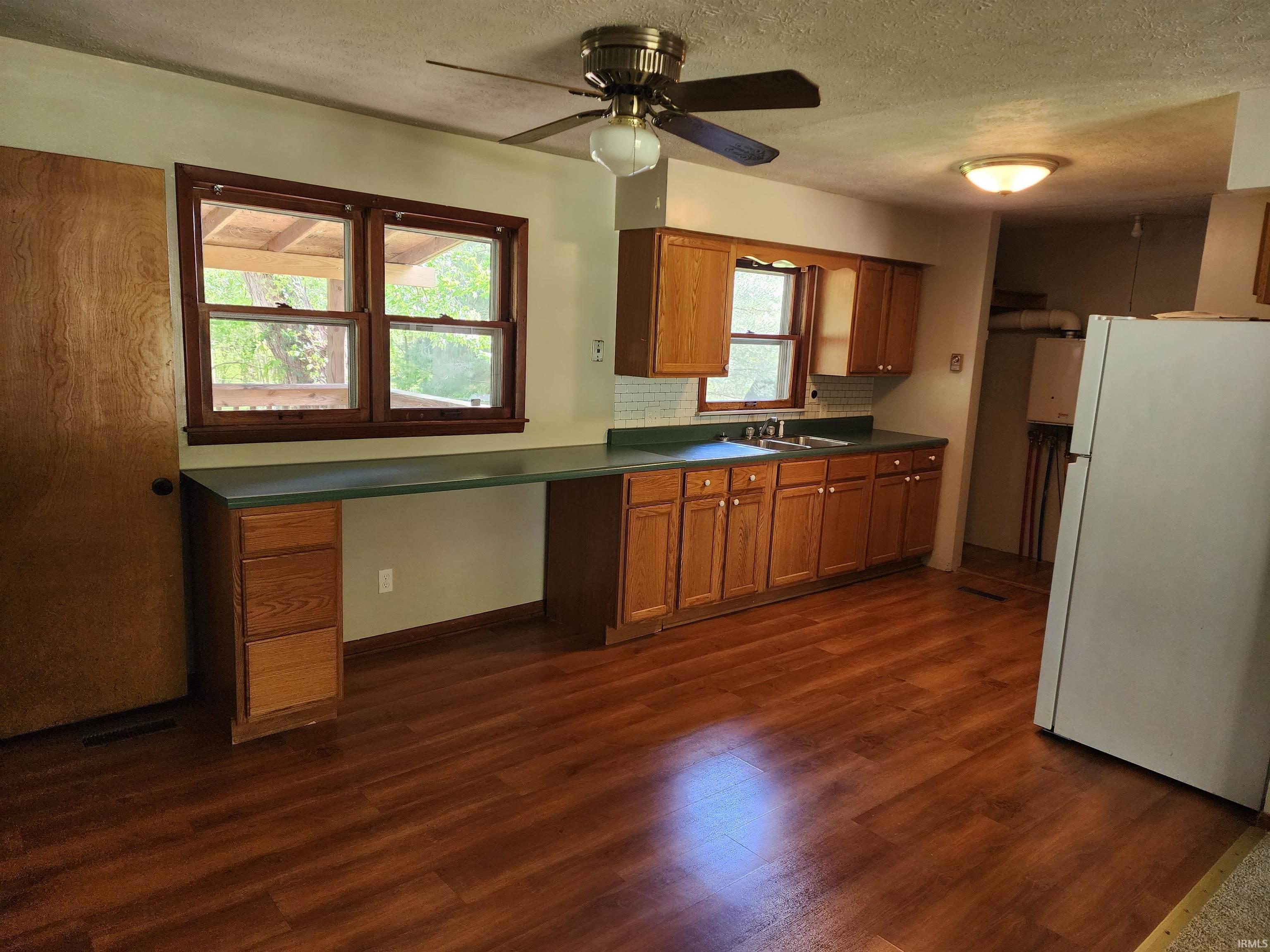 303 Mitchell Street Avoca, IN 47462 - Photo 10 of 30