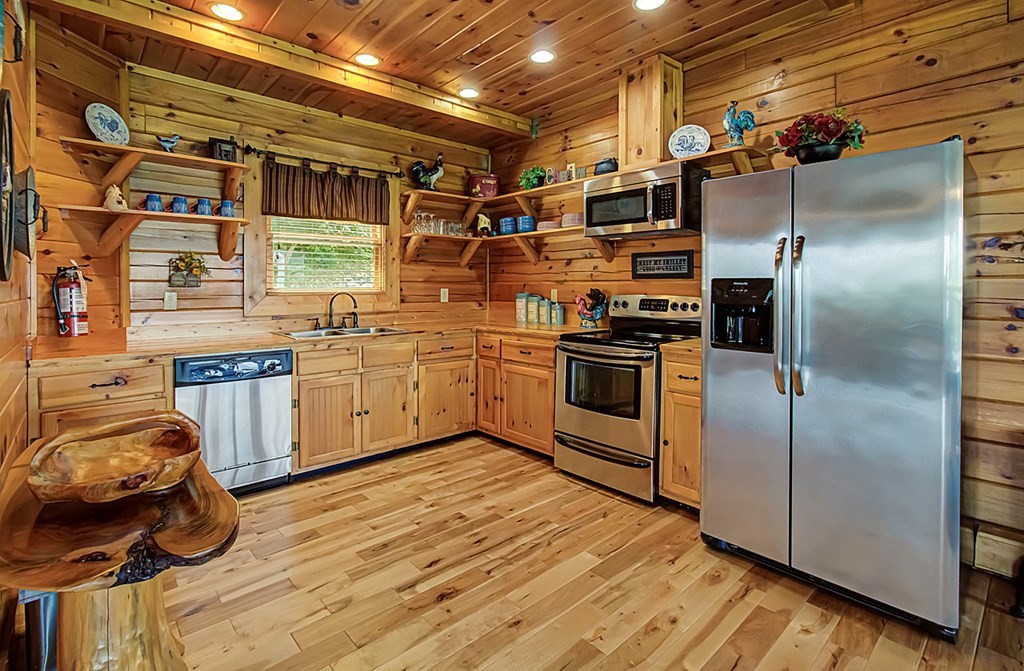 3446 Carsons Ridge Way Sevierville, TN 37862 - Photo 16 of 34 Gallery Image 16