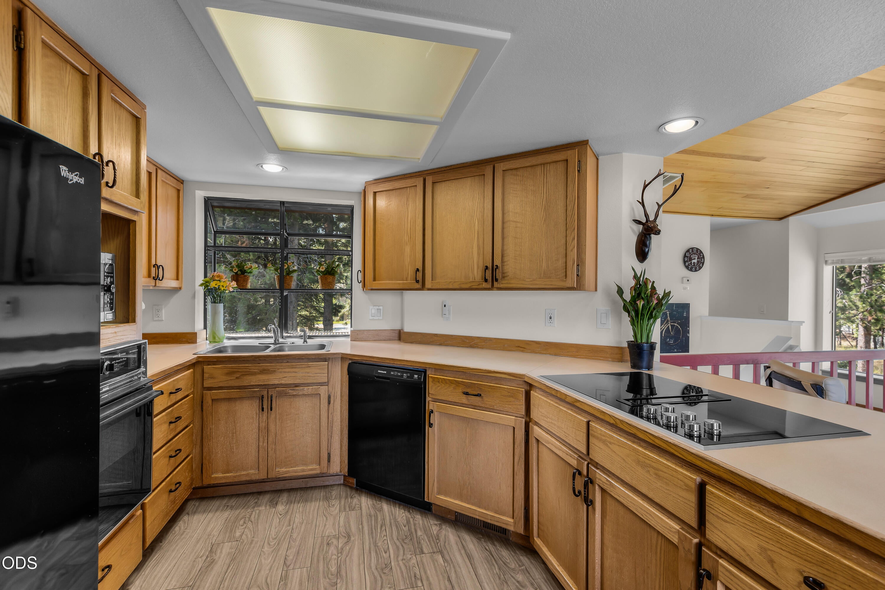 17810 West Core Road, Unit 28 Bend, OR 97707 - Photo 4 of 25 Gallery Image 4