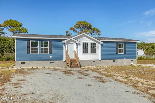 $350,000 | 145 Barbee Street, Harkers Island, NC 28531
