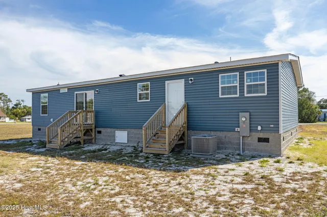 $350,000 | 145 Barbee Street, Harkers Island, NC 28531